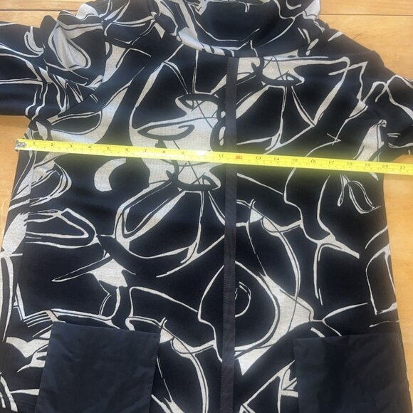 JOSEPH RIBKOFF Cowl Neck Tunic Top Black White Knit  Pockets NEW $199 Sz S/M - Picture 7 of 12